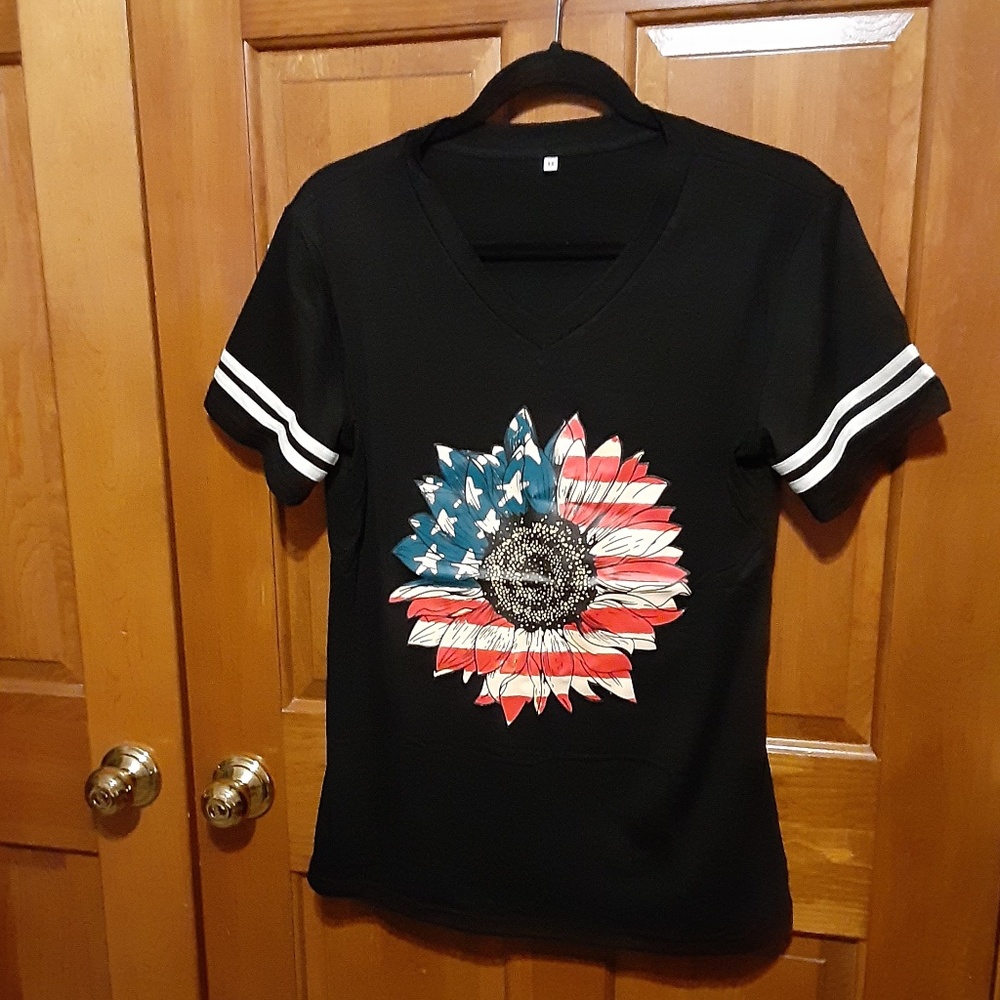 Black Short Sleeve Tee with American Flag Sunflower Design